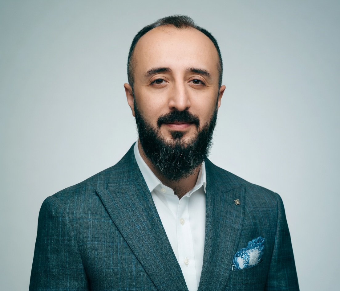 Dr. M. Levent Tekçi
